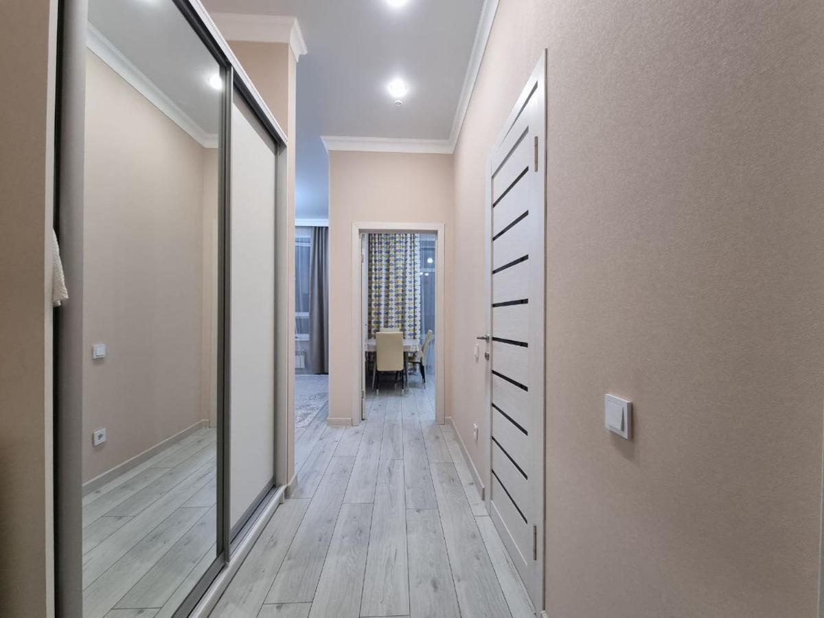 1 Комнатная Рядом C Expo, Mega Silk Way Apartment Astana Exterior foto